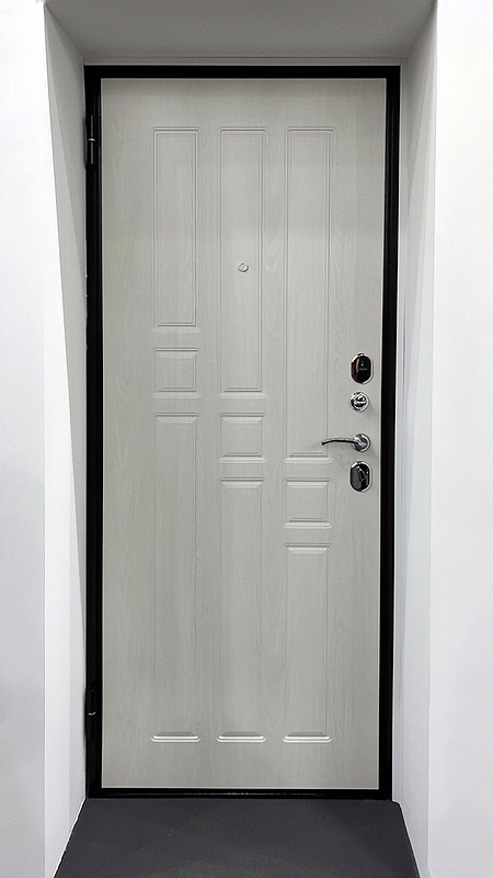 Дверь с открыванием внутрь