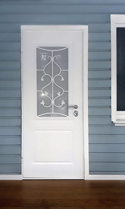 Белая дверь с окном и решеткой