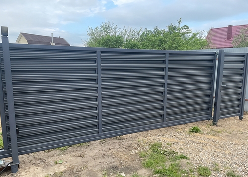 Серые откатные ворота